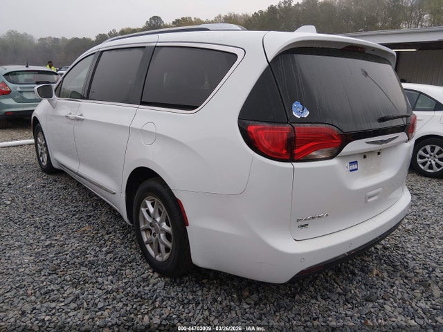 Chrysler Pacifica Touring L