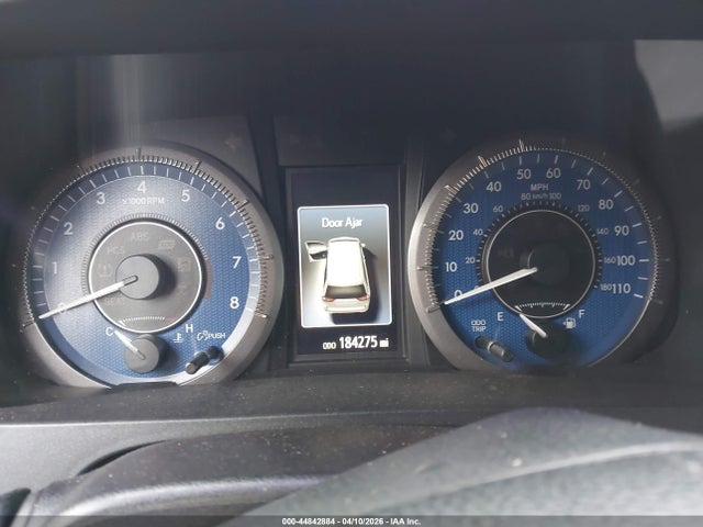 Toyota Sienna Le 7 Passenger
