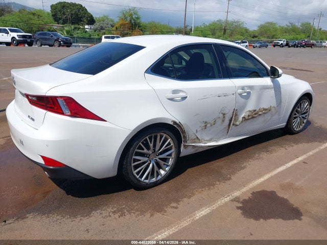 Lexus Is