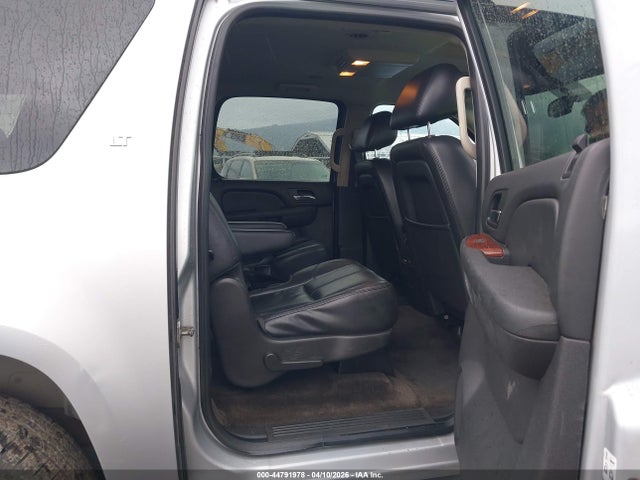 Chevrolet Suburban 1500 Lt
