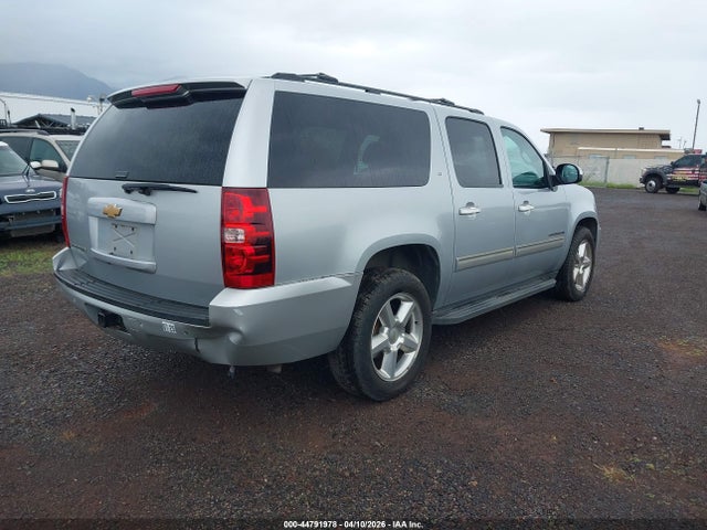 Chevrolet Suburban 1500 Lt