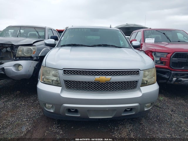 Chevrolet Suburban 1500 Lt