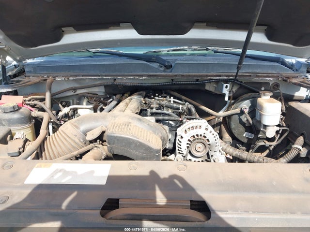 Chevrolet Suburban 1500 Lt