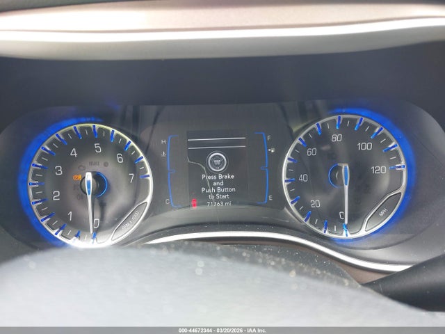 Chrysler Pacifica Touring L