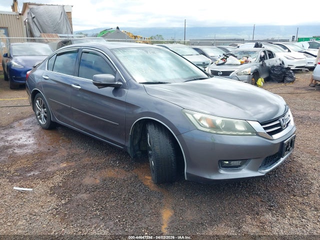 Salvage Honda Accord Image