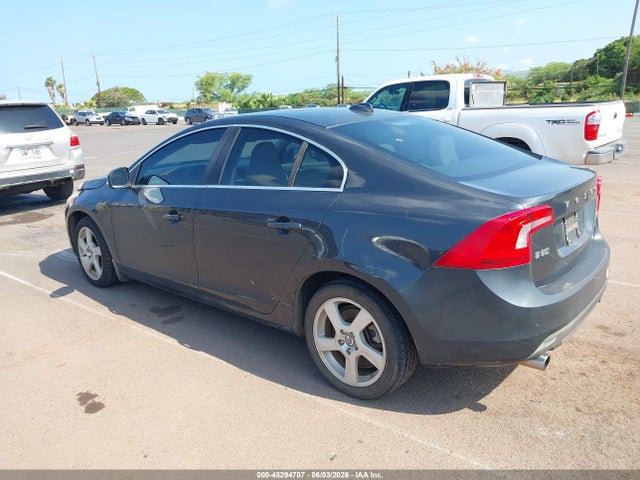 Volvo S60 T5