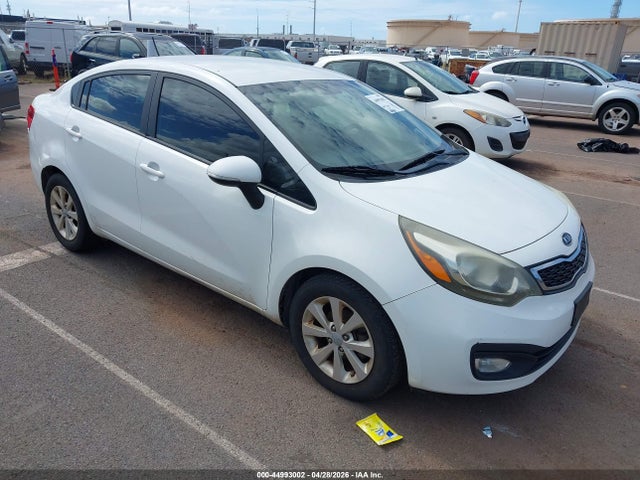 Salvage Kia Rio Image