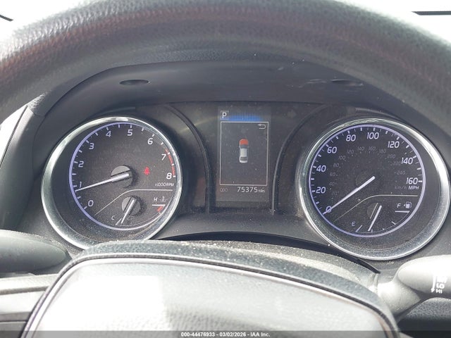 Toyota Camry Le