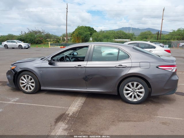 Toyota Camry Le
