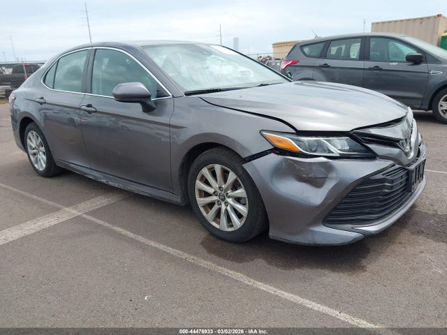 Salvage Toyota Camry Image