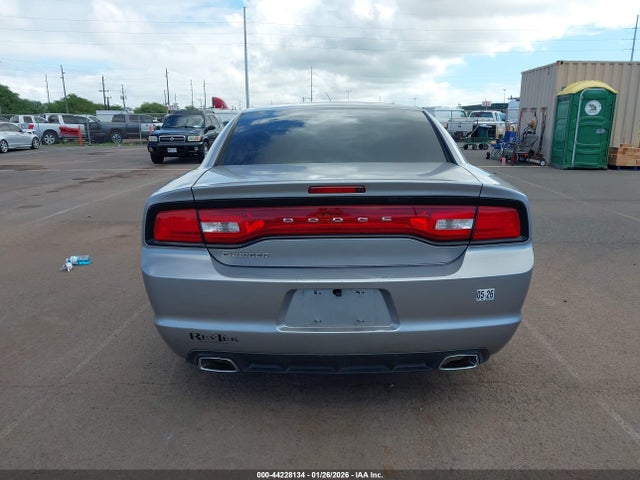 Dodge Charger Se