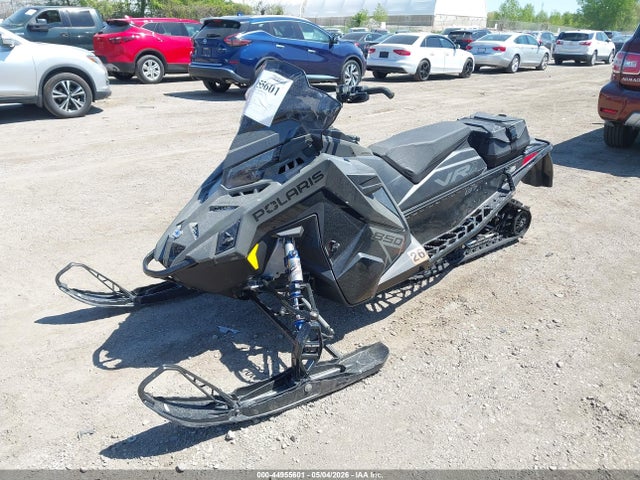 Polaris 850 Indy Xcr