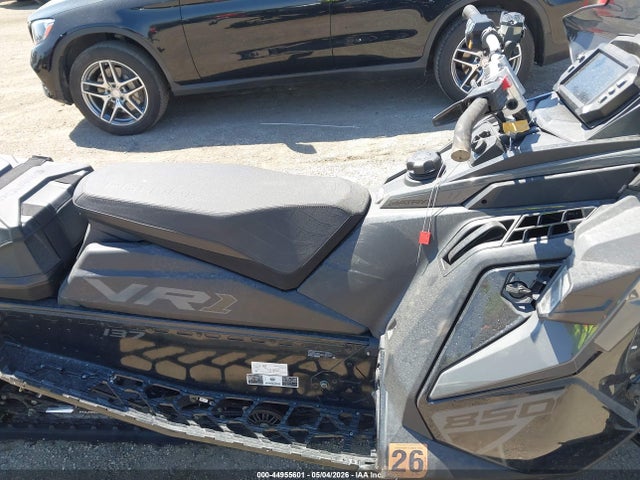 Polaris 850 Indy Xcr