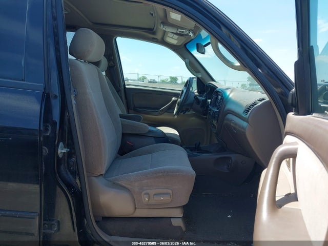 Toyota Sequoia Sr5 V8