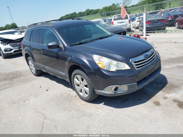 Salvage Subaru Outback Image