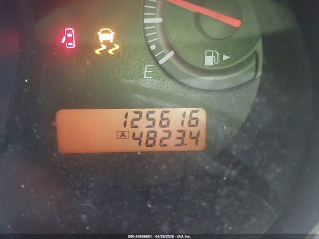 Nissan Versa 1.8 S