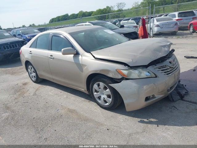 Salvage Toyota Camry Image
