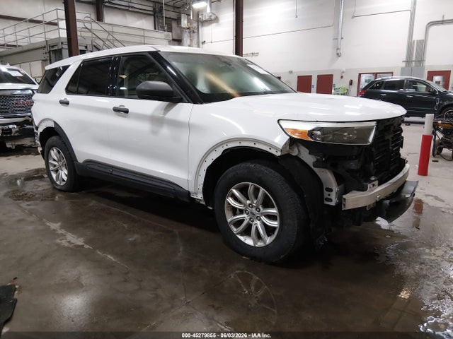 Salvage Ford Explorer Image