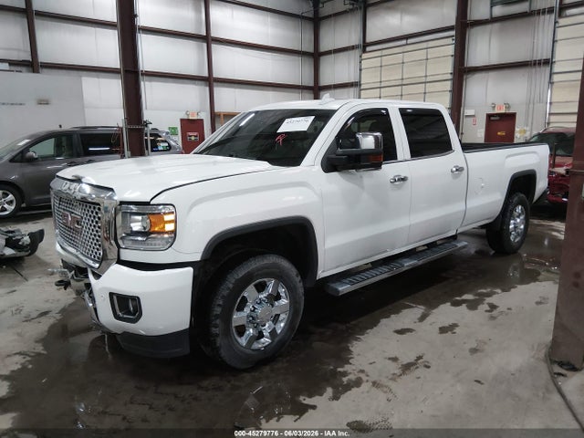 General Motors Sierra 3500HD Denali