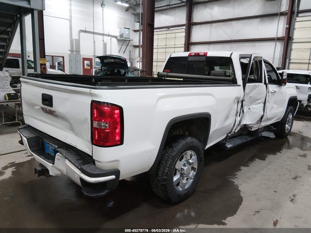 General Motors Sierra 3500HD Denali