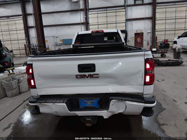 General Motors Sierra 3500HD Denali