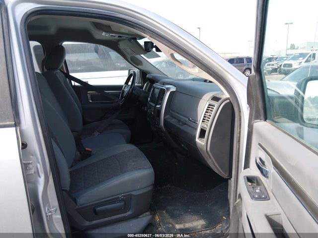 Ram 1500 Big Horn  4x4 5'7 Box