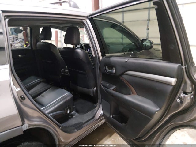 Toyota Highlander Xle V6