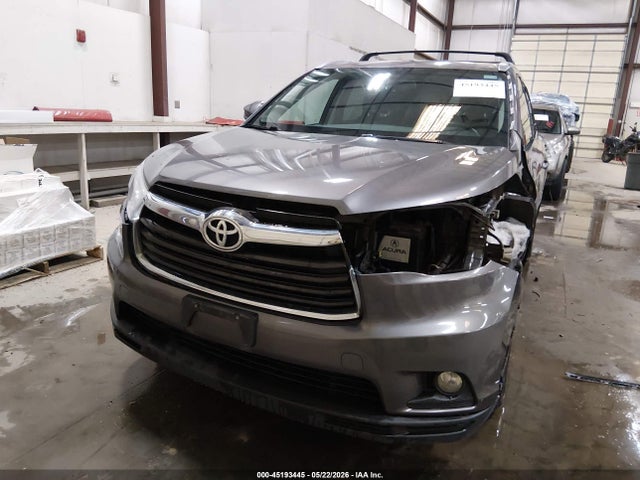 Toyota Highlander Xle V6