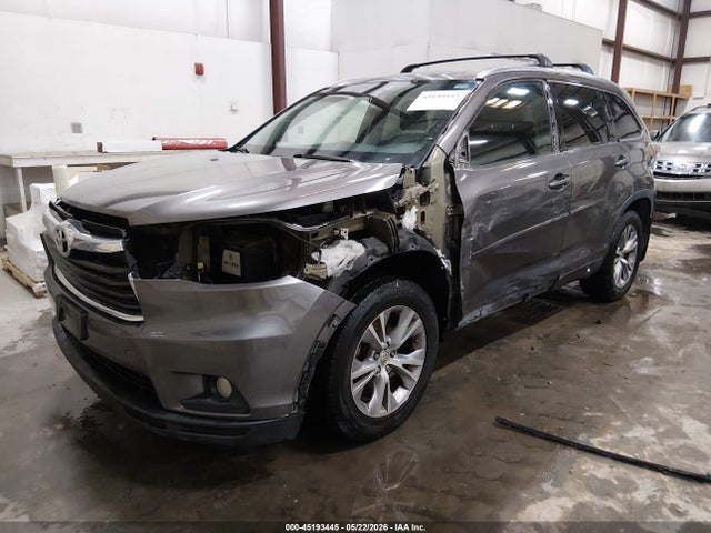 Toyota Highlander Xle V6