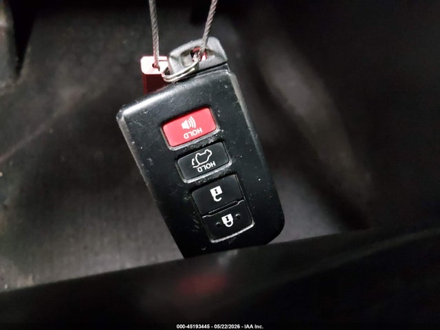 Toyota Highlander Xle V6