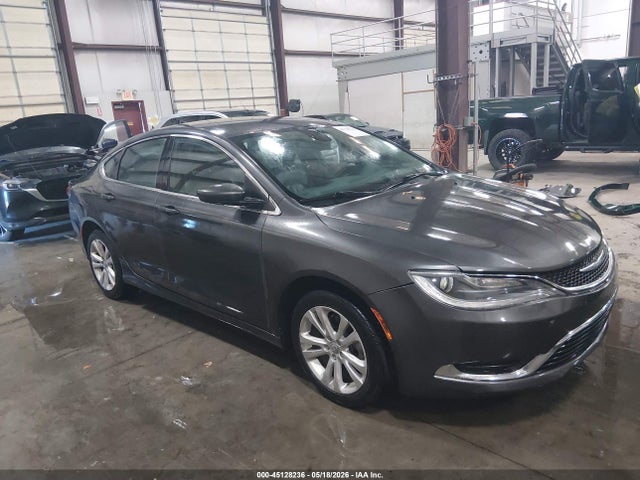 Salvage Chrysler 200 Image