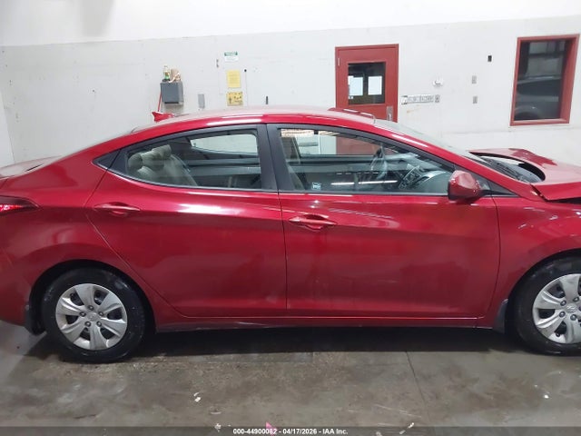 Hyundai ELANTRA Se