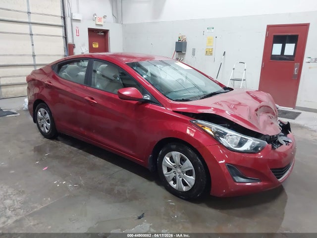 Salvage Hyundai ELANTRA Image