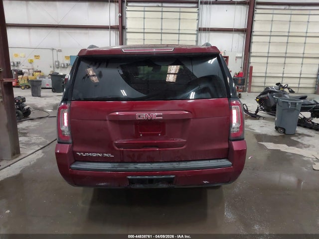 GMC Yukon Slt
