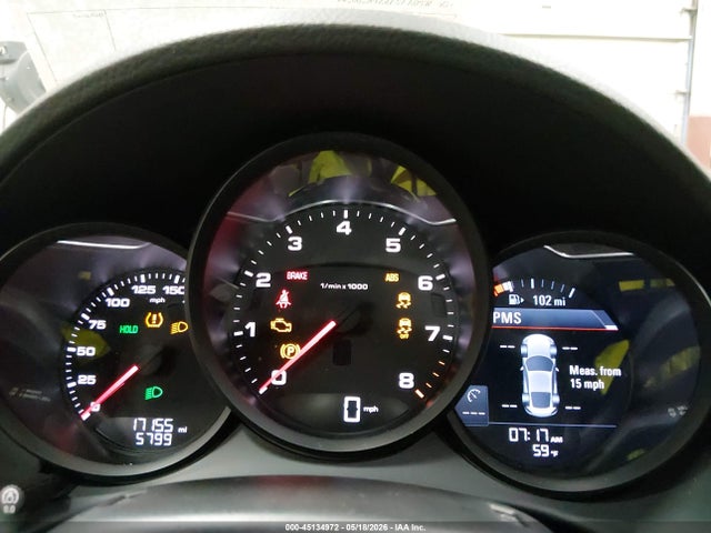 Porsche 718 Cayman T