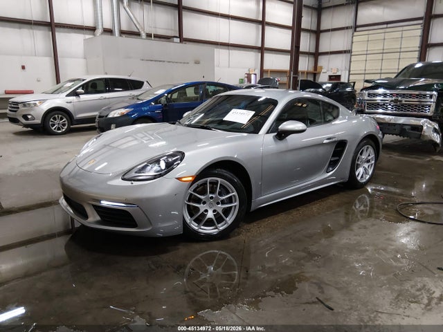 Porsche 718 Cayman T
