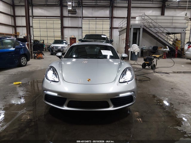 Porsche 718 Cayman T