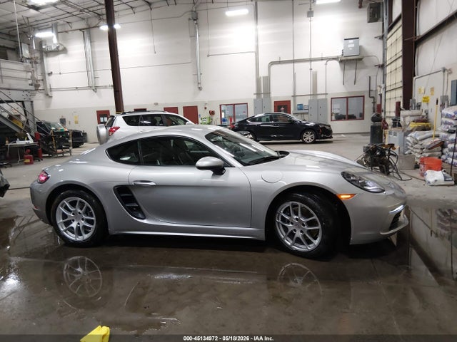 Porsche 718 Cayman T