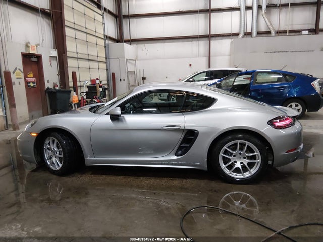 Porsche 718 Cayman T