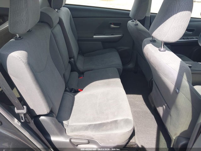 Toyota Prius v Three