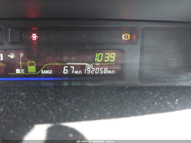 Toyota Prius v Three