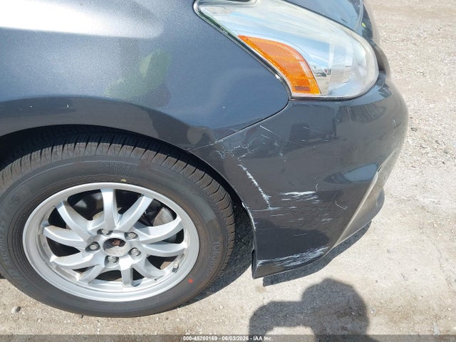Toyota Prius v Three