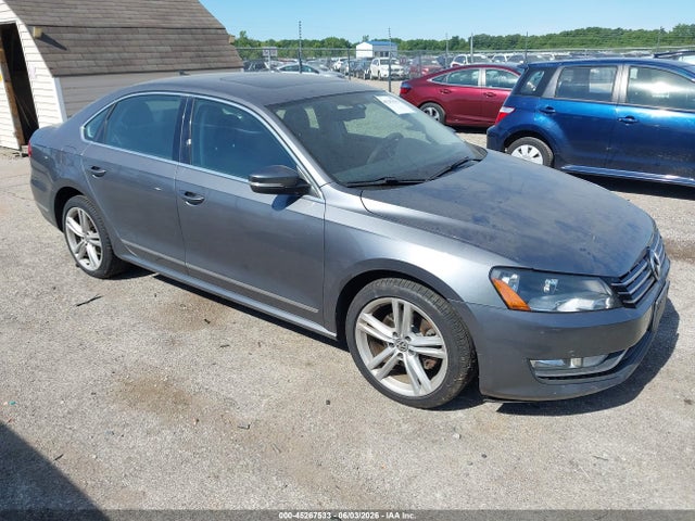 Salvage Volkswagen Passat Image