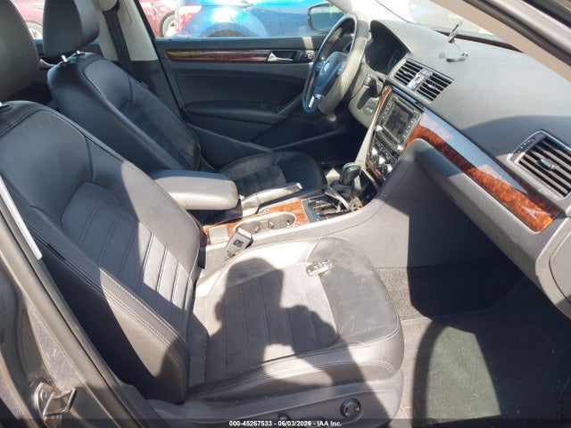 Volkswagen Passat 2.0l Tdi Sel Premium
