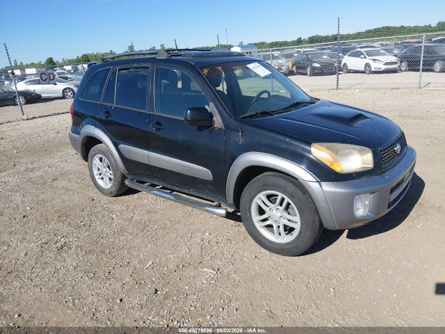 Salvage Toyota RAV4 Image