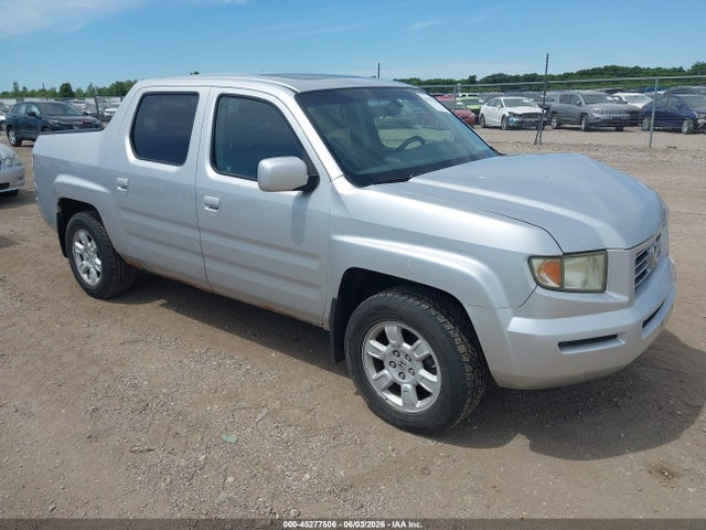 Salvage Honda Ridgeline Image