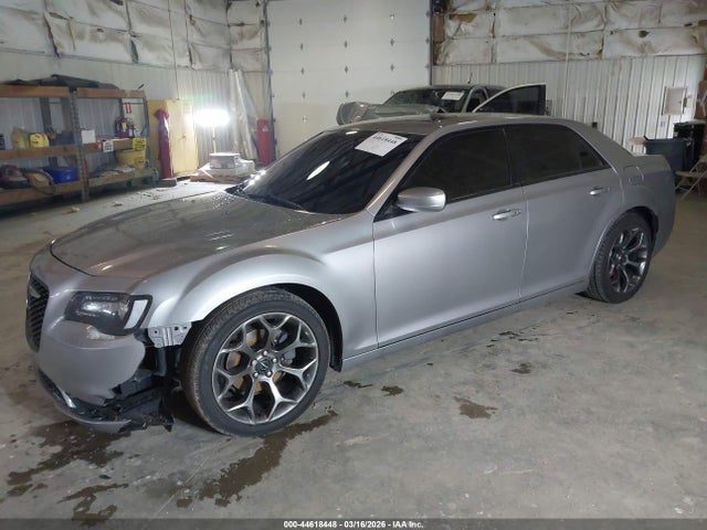 Chrysler 300 S