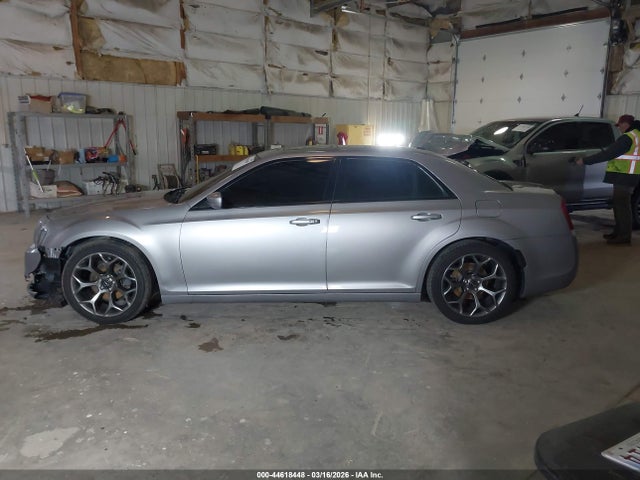 Chrysler 300 S