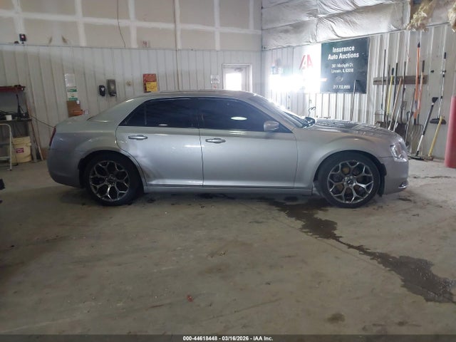 Chrysler 300 S