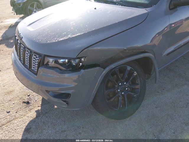 Jeep Grand Cherokee Altitude 4x4
